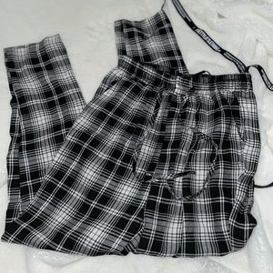NWT pretty little thing pants